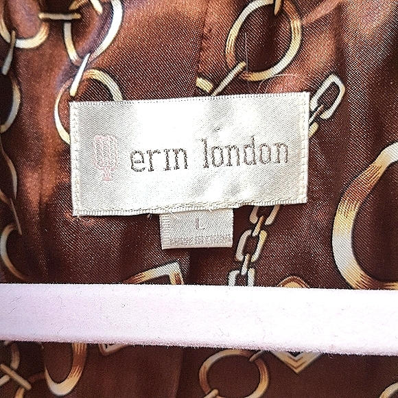 🔥LAST CHANCE!! DONATING!!🔥 L ERIN LONDON BROWN & TAN FAUX LEATHER PELT VEST - Picture 6 of 8